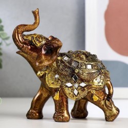 Сувенир полистоун Слонёнок в золотой попоне с зеркальной мозаикой 13,5х12х5,7 см 