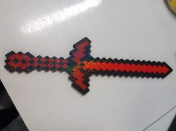 Меч деревянный красный