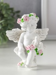 Фигурка полистоун Ангелок в цветочном венке, с птичкой на ладони, белый, 