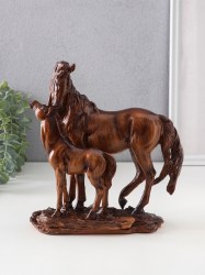 Фигурка полистоун Лошадь с жеребёнком под дерево, 19×6.5×20.5 см