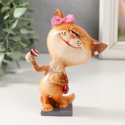 Фигурка полистоун лак Кошечка с бокалом, 8.3×6.2×13.8 см