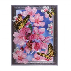 Алмазная мозаика с частичным заполнением и форменными стразами на раме Цветы 30 х 40 