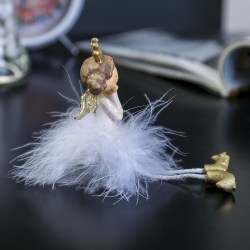 Сувенир полистоун Ангелочек-принцесса пушок стесняшка с длинными ножками 9,5х5,5х4 см