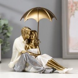 Сувенир полистоун романтика Влюблённые целуются под зонтом беж 18х10х18 см 