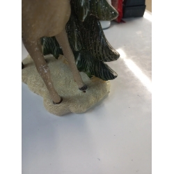 уценка Статуэтка новогодняя фигурка Олень с птичками у елки 20 см