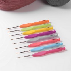 Набор крючков для вязания, с пластиковой ручкой, d = 0,8-2 мм, 8 шт, цвет разноцветный