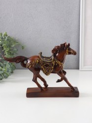 Фигурка полистоун Скакун с рельефным седлом 14.5×20×4.4 см