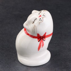 Фигурка фарфоровая «Кошка Япошечка», 8 см
