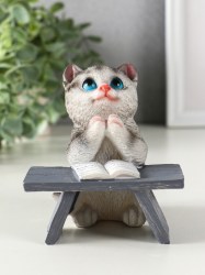 Фигурка полистоун «Котик с книгой за партой», серый 9×8.5×9.5 см