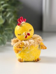 Фигурка полистоун «Жёлтый цыплёнок с соломенным венком» 7×7×8 см