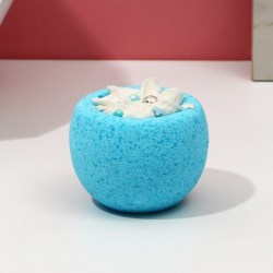Бомбочка для ванны с твёрдой пеной и кондитерской посыпкой, цвет голубой
